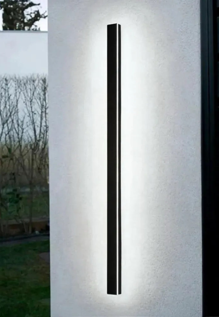 Applique Lineare da Esterno a LED Impermeabile con Illuminazione Laterale