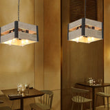 Lampadari in legno rustico elegante per interni - clowasit.com