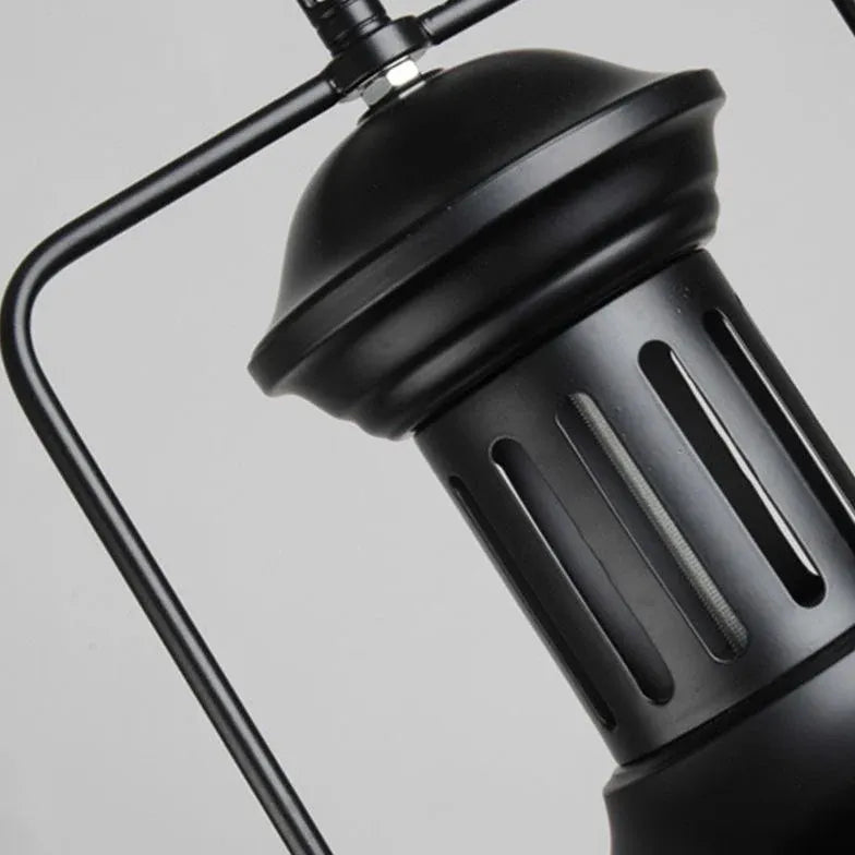 Lampadari metallici in stile industriale americano - clowasit.com
