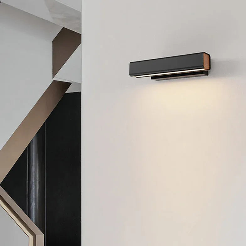 Applique Nera Design Moderno a LED - clowasit.com