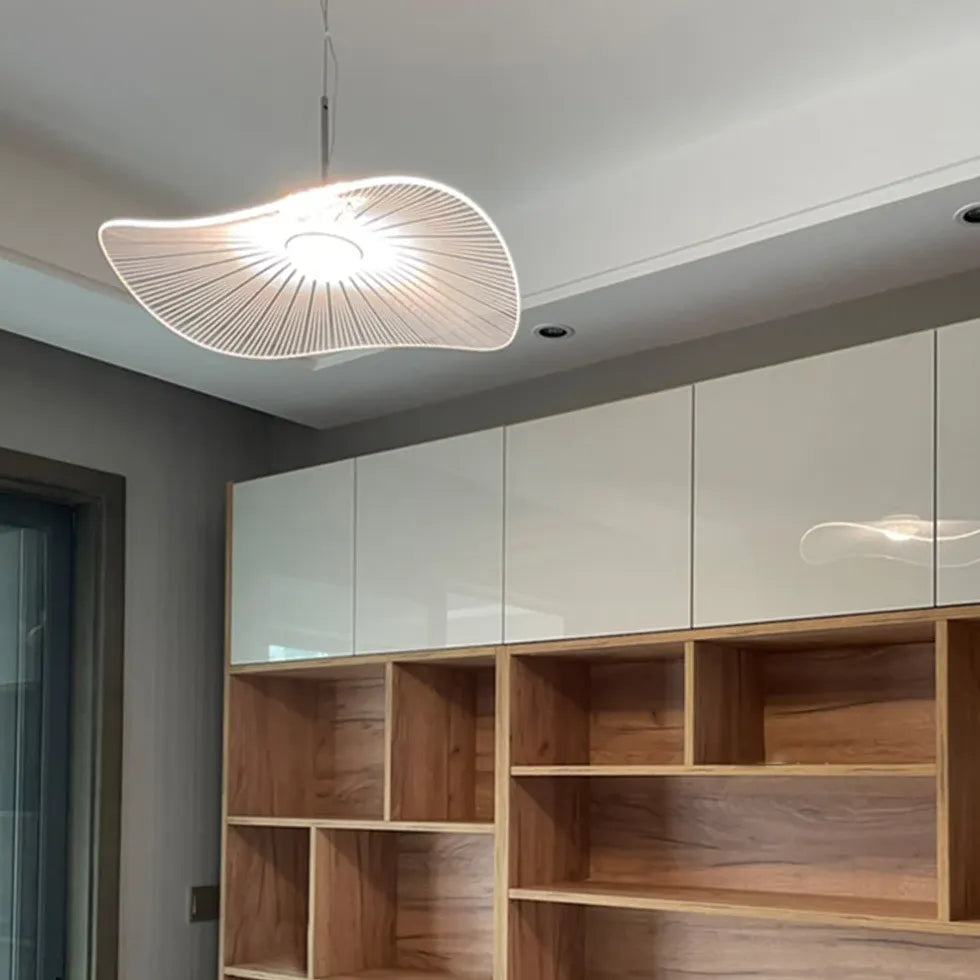 Lampadario Contemporaneo in Acrilico a Foglia - clowasit.com
