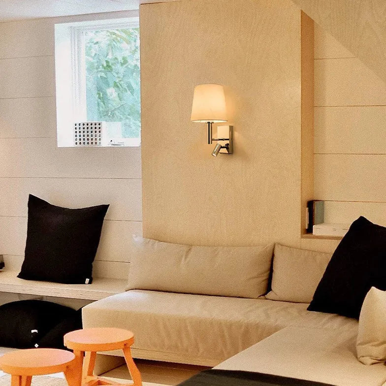 Lampadario a parete moderno elegante e funzionale - clowasit.com