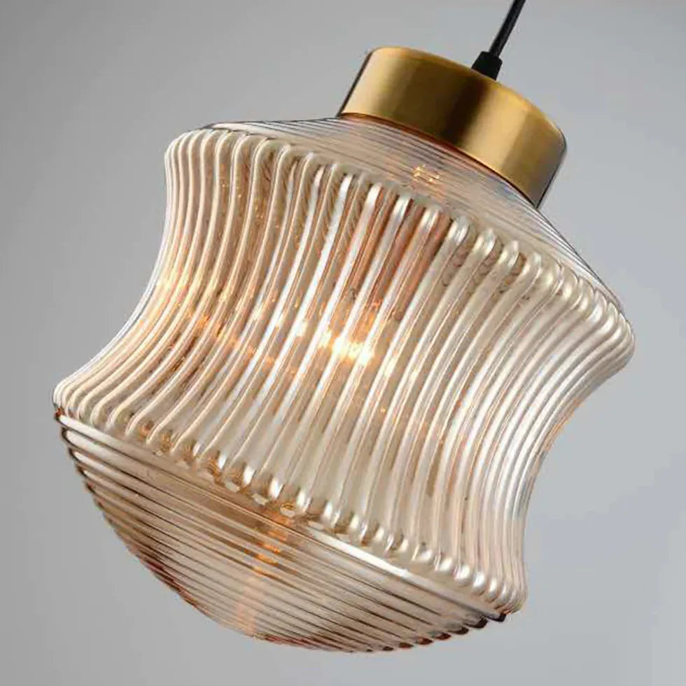 Lampadari sul tavolo da pranzo eleganti poligonali - clowasit.com