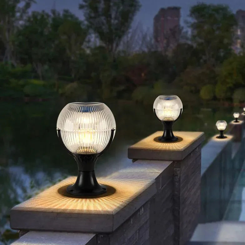 Lampada da palo ad energia solare - clowasit.com
