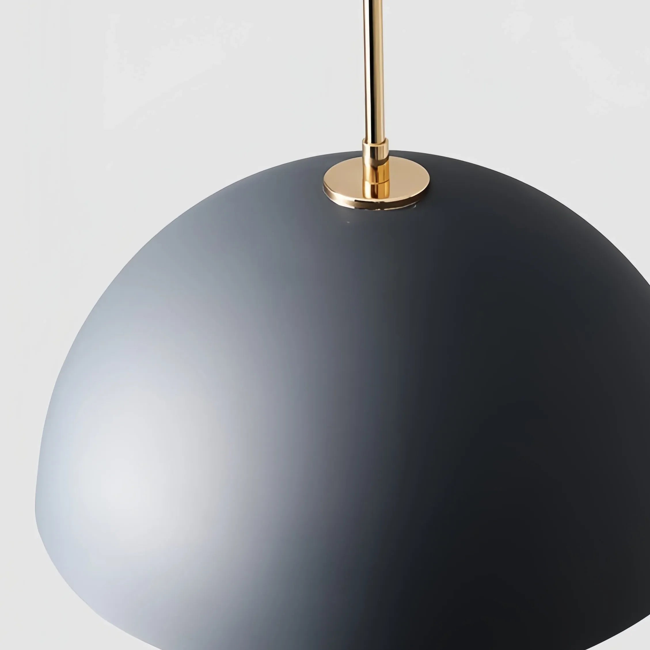 Lampada a sospensione nera semisferica elegante - clowasit.com