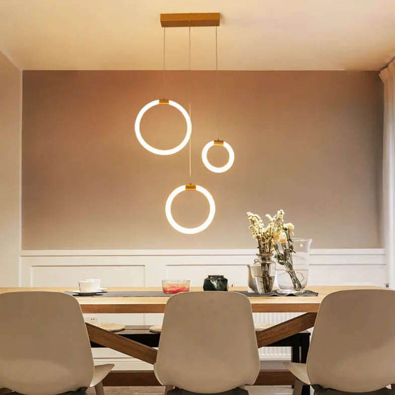 Lampadari Dorati Moderni con Design Elegante LED - clowasit.com