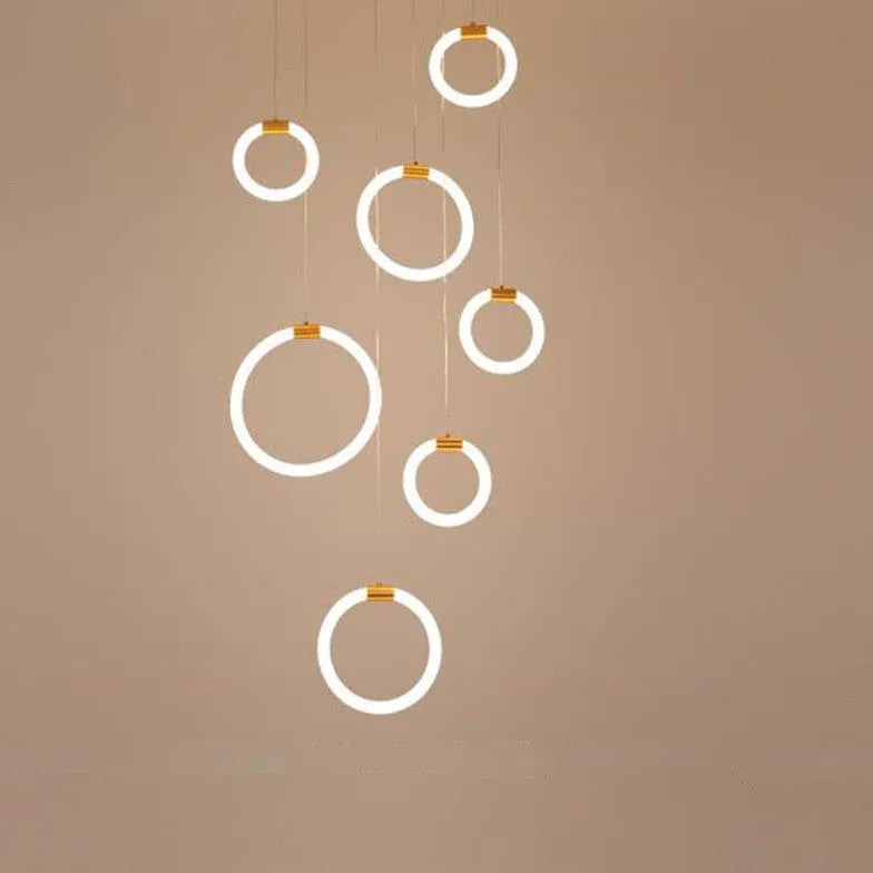 Lampadari Dorati Moderni con Design Elegante LED - clowasit.com