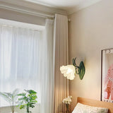 Lampadario rustico vintage e fiori verdi - clowasit.com