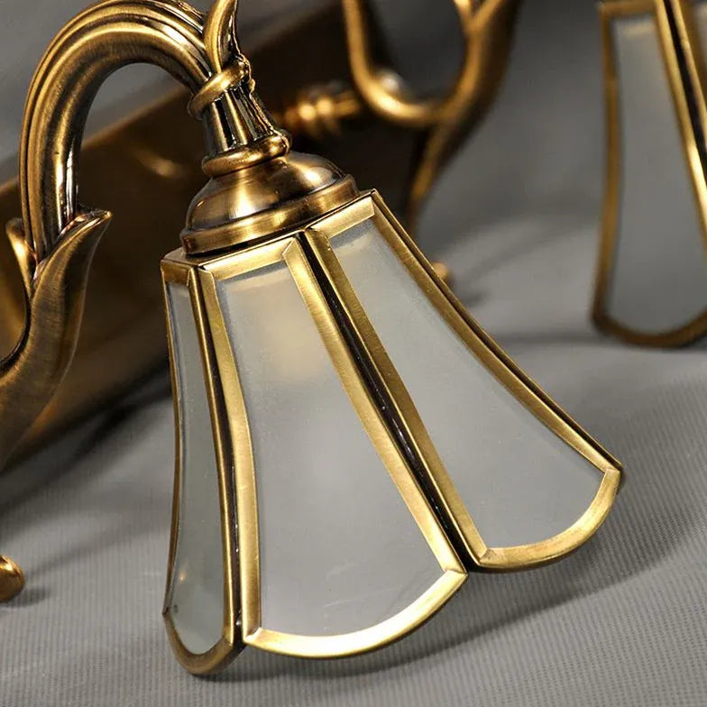 Applique classiche in ottone per bagni eleganti - clowasit.com
