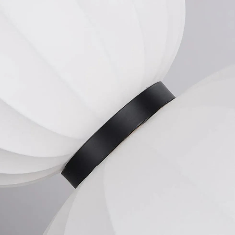 Lampadari moderni particolari elegante con bianco semisferico - clowasit.com
