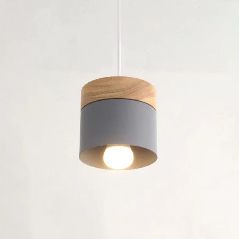 Lampadario moderno colorato in legno cilindrico - clowasit.com