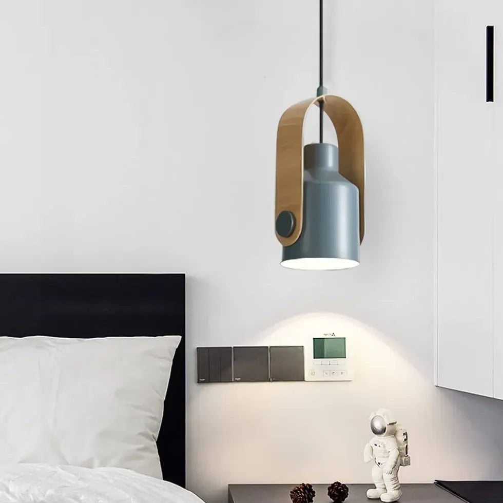 Lampadario cameretta moderno con maniglia sospesa - clowasit.com