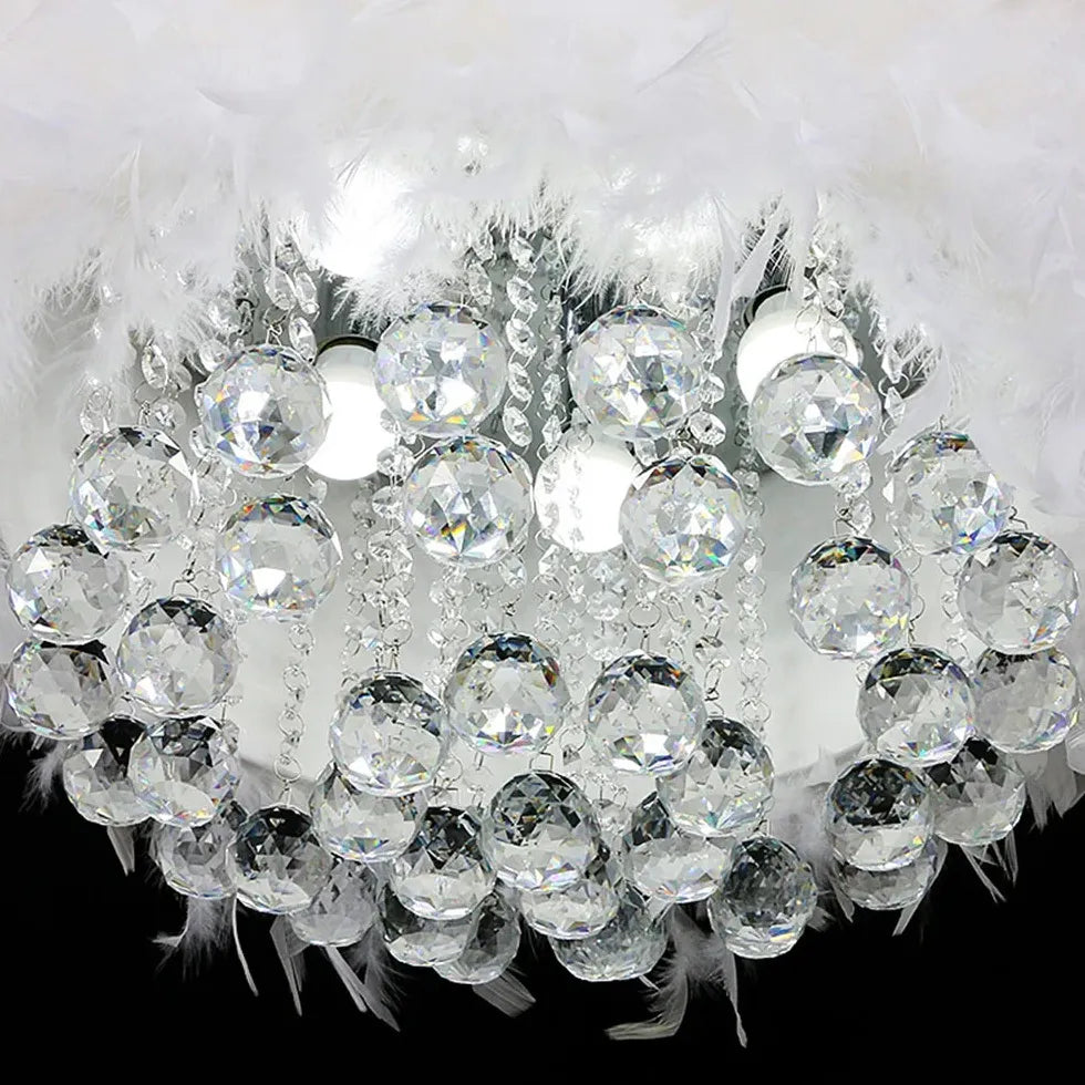 Lampadario con piume cristallo bianco camera letto - clowasit.com
