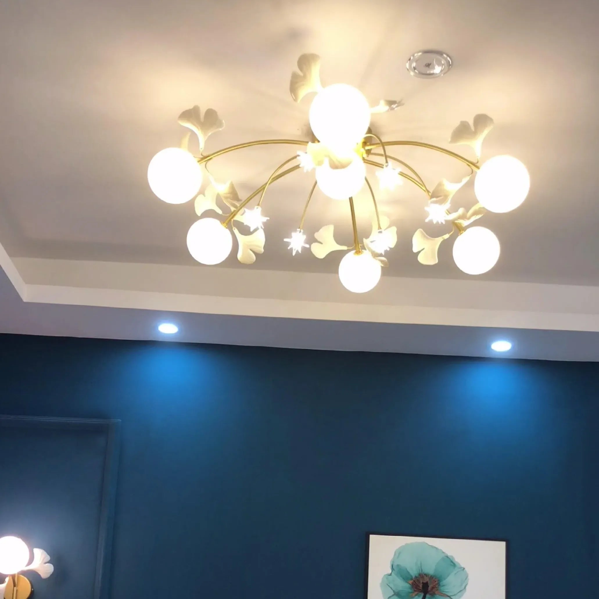 Lampadari Dorati Moderni Creazioni di Design Elegante - clowasit.com