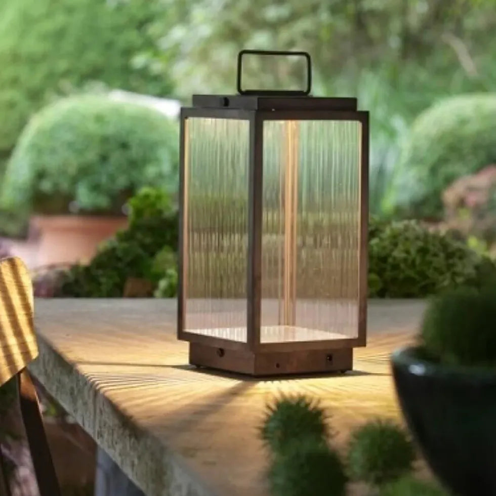 Lampade da terra classiche per esterni - clowasit.com