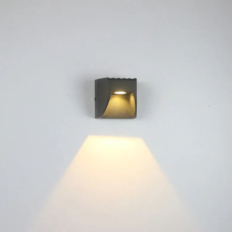 Lampada da parete esterna rettangolare in metallo - clowasit.com