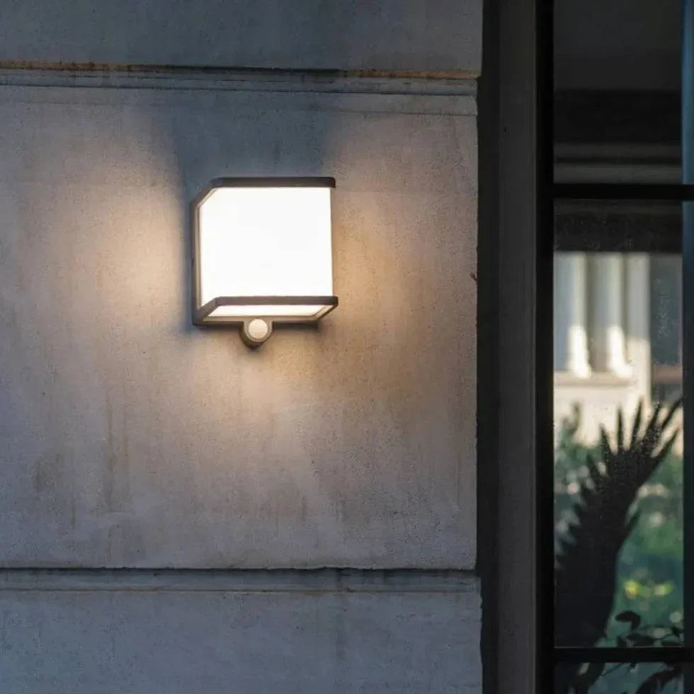 Luce con Sensore di Movimento Da Esterno - clowasit.com