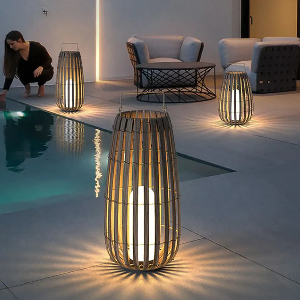 Lampade classiche da terra per esterni anti-vento - clowasit.com