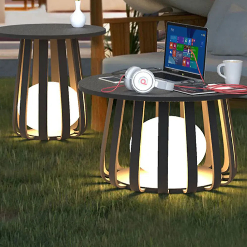 Lampada da terra con tavolino incorporato funzionale - clowasit.com