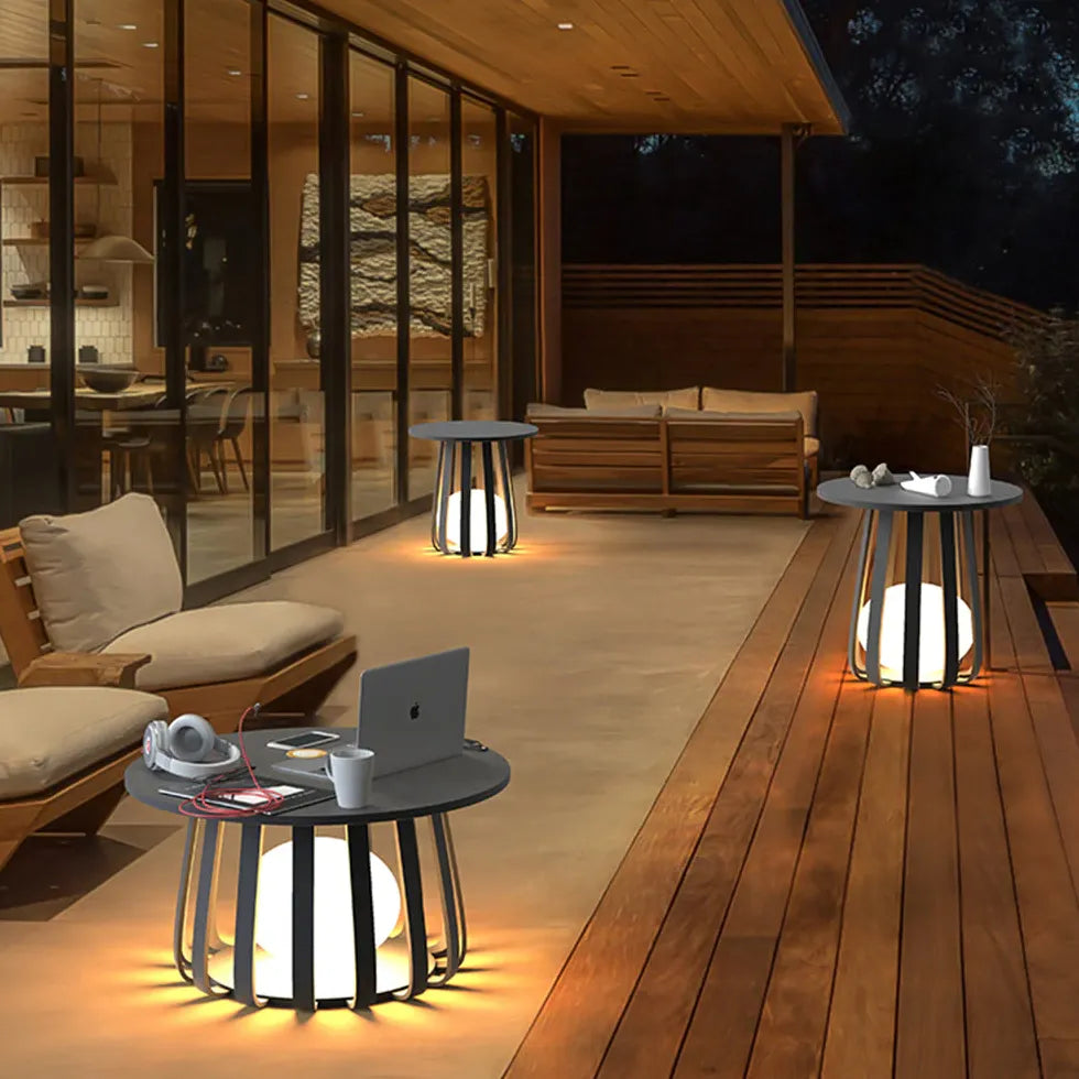 Lampada da terra con tavolino incorporato funzionale - clowasit.com