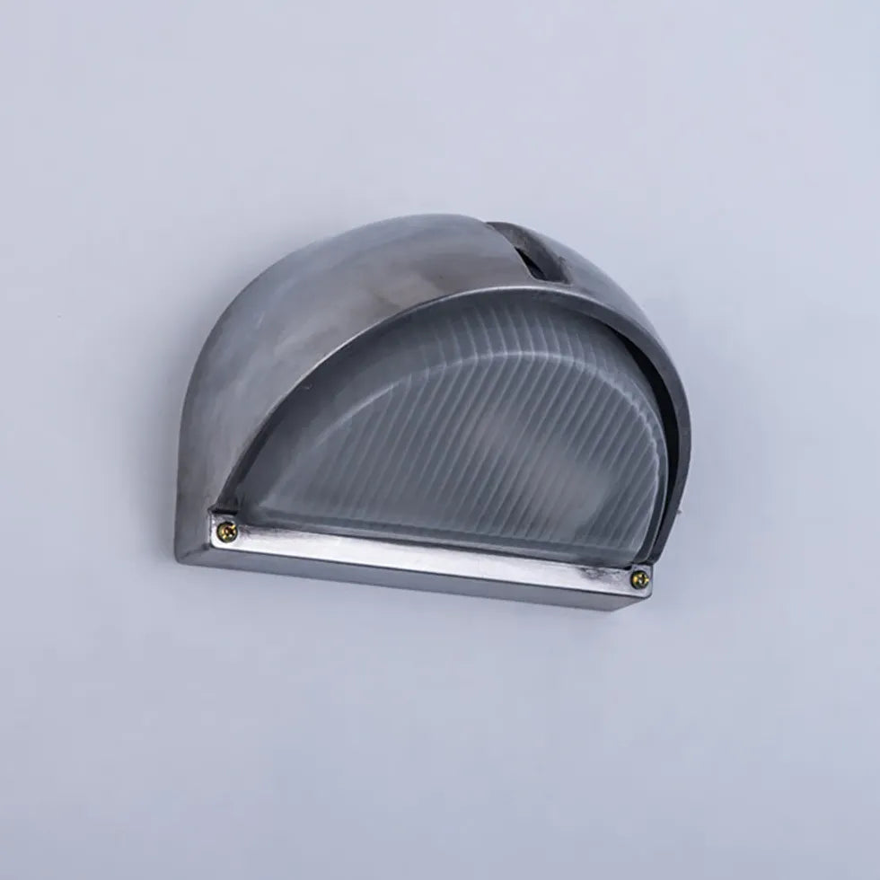 Lampada da Esterno Industriale Moderna - clowasit.com