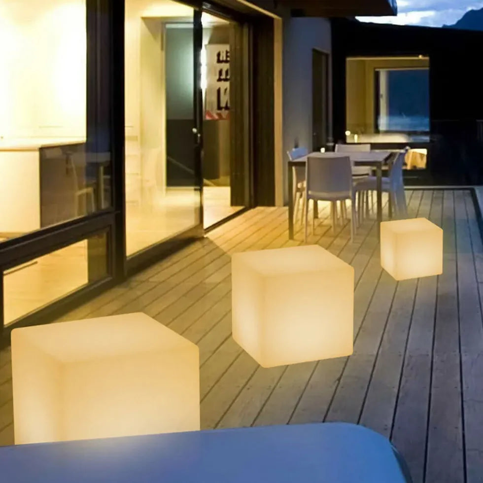 Lampade da terra moderne a led cubico - clowasit.com