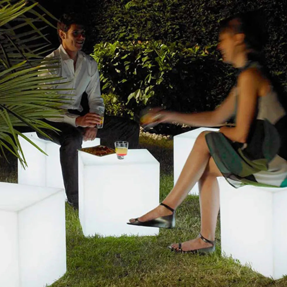 Lampade da terra moderne a led cubico - clowasit.com