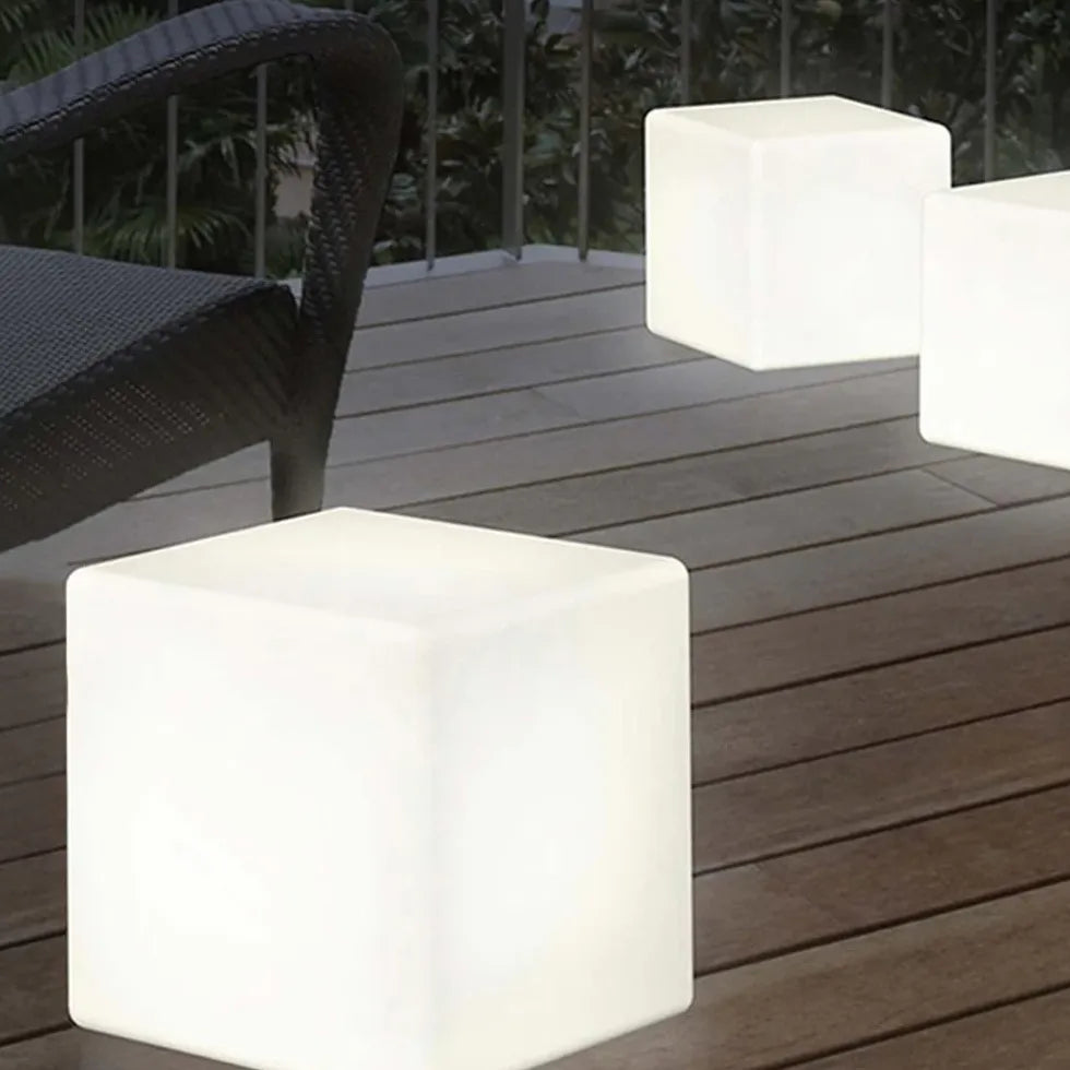 Lampade da terra moderne a led cubico - clowasit.com