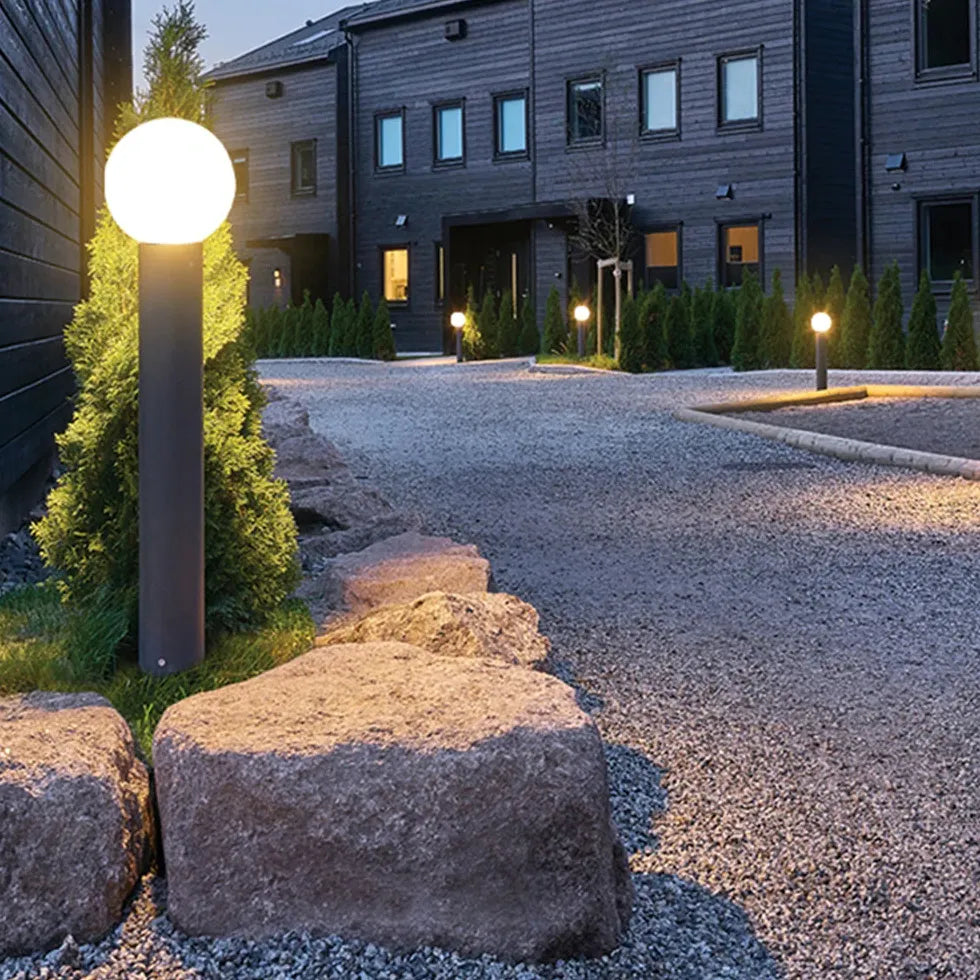 Luci a sfera da esterno colonna cilindrica - clowasit.com