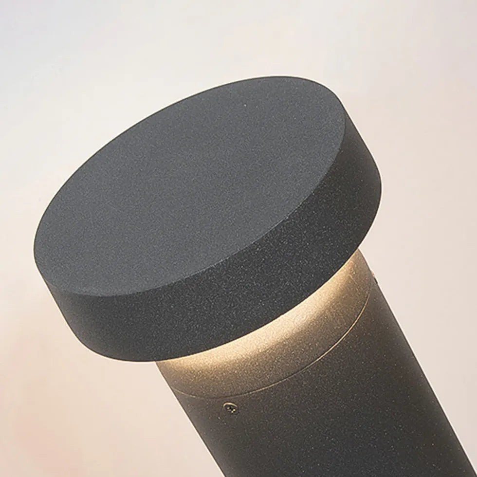 Luci da esterno con palo stile moderno - clowasit.com
