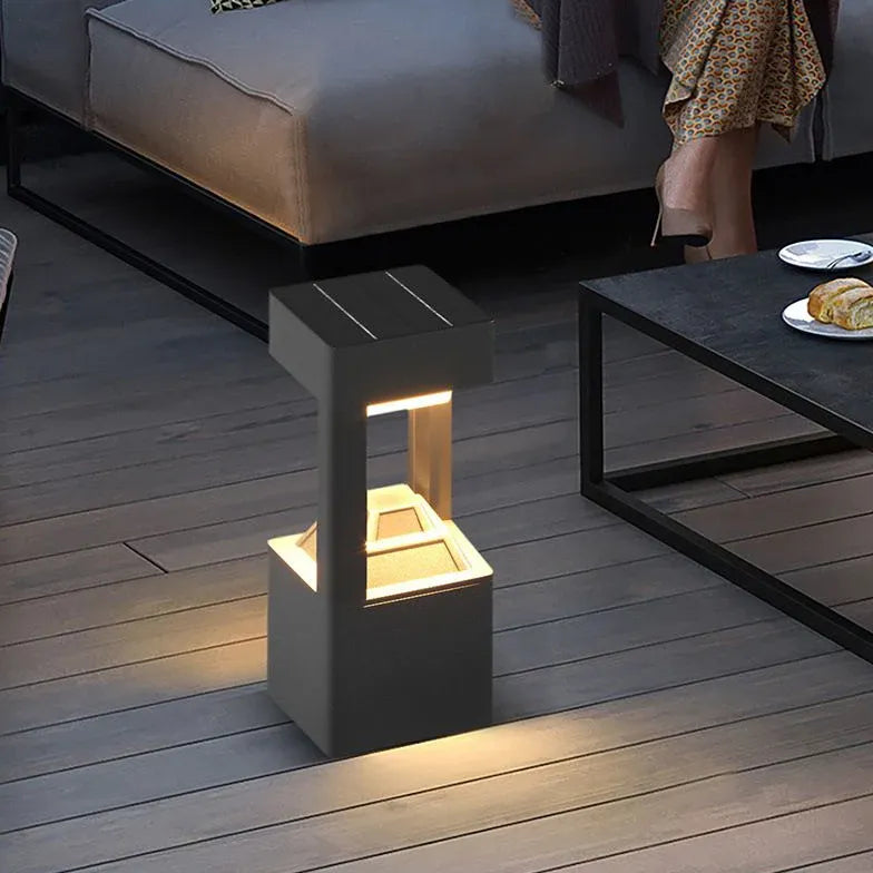 Lampada da terra industriale in stile nero - clowasit.com