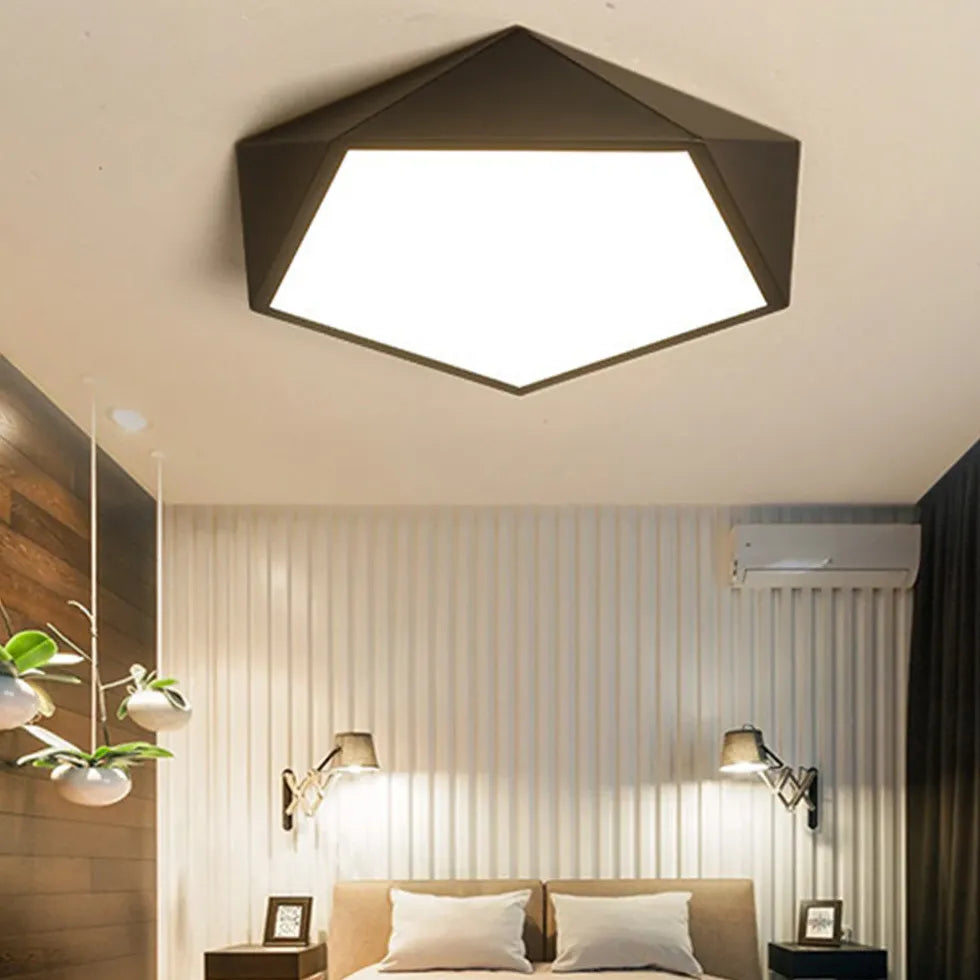 Plafoniera geometrica minimalista design a cinque punte - clowasit.com