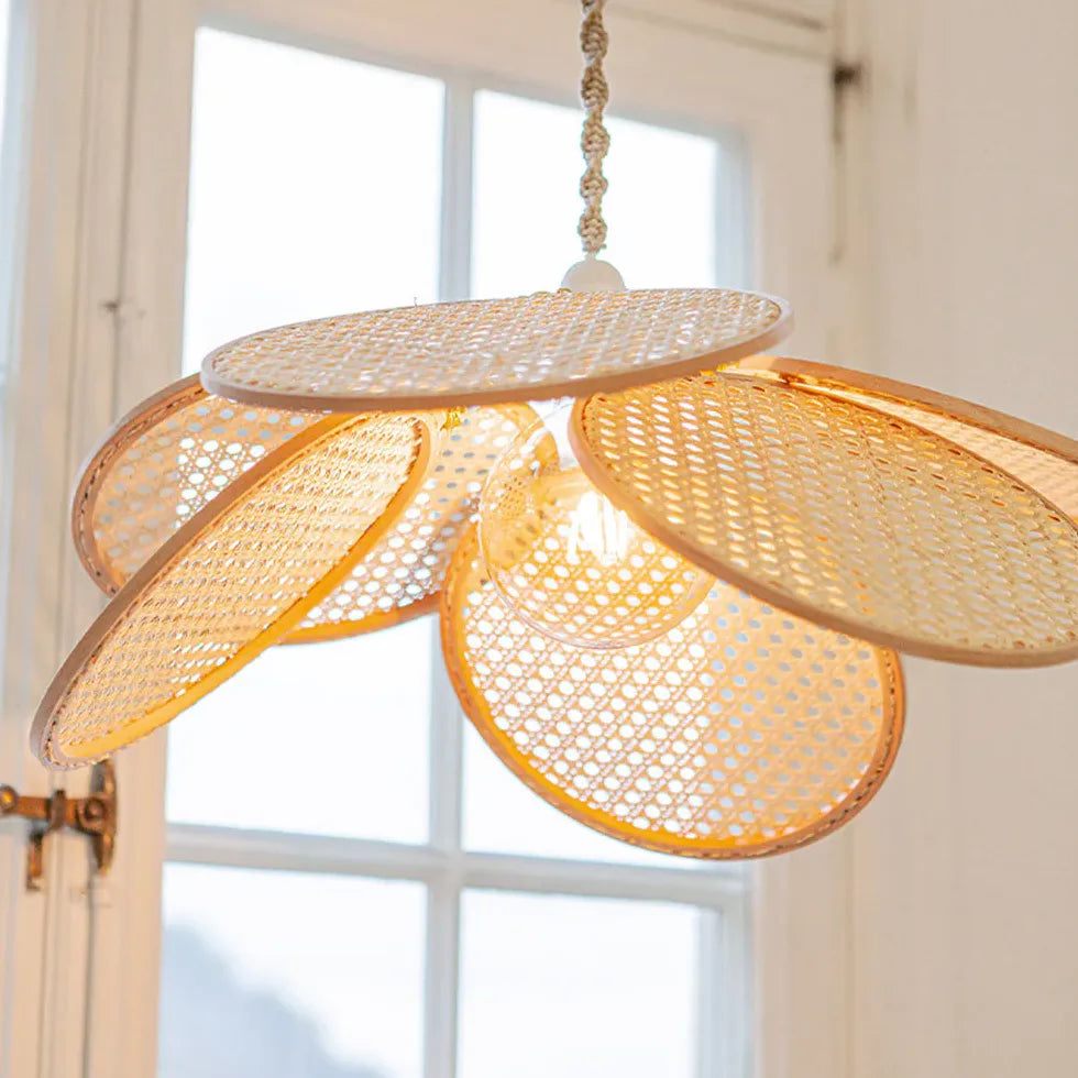 Rosone Lampadario Vintage Design Elegante in Rattan - clowasit.com