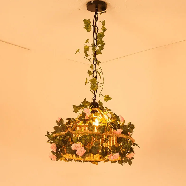 Lampadario Grande Vintage con Fiori Eleganti - clowasit.com